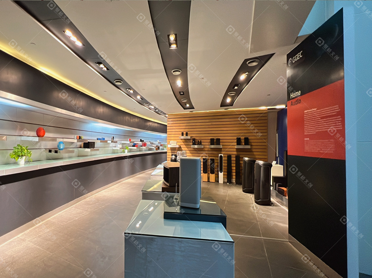 同行展廳科技感十足，我們卻像“產品陳列室”？差距就在這里