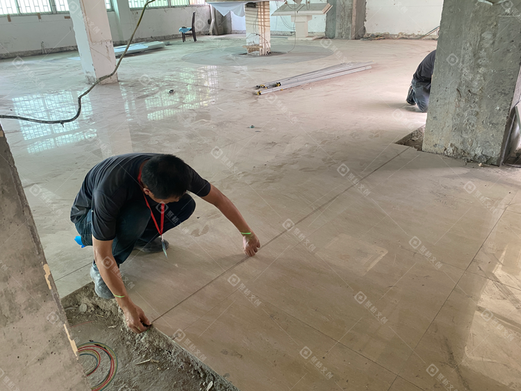 1758600676462.png 何時(shí)需要重新設(shè)計(jì)企業(yè)展廳?這5個(gè)信號(hào)提醒您該升級(jí)了!.png